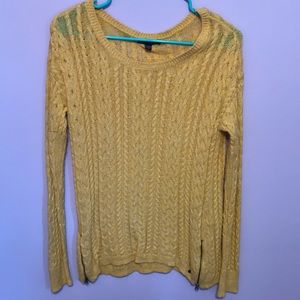 Yellow Sweater. American Eagle.